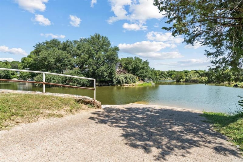 2703 Brazos River Drive, Granbury TX 76048 - Photo 36