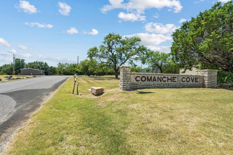 2703 Brazos River Drive, Granbury TX 76048 - Photo 35