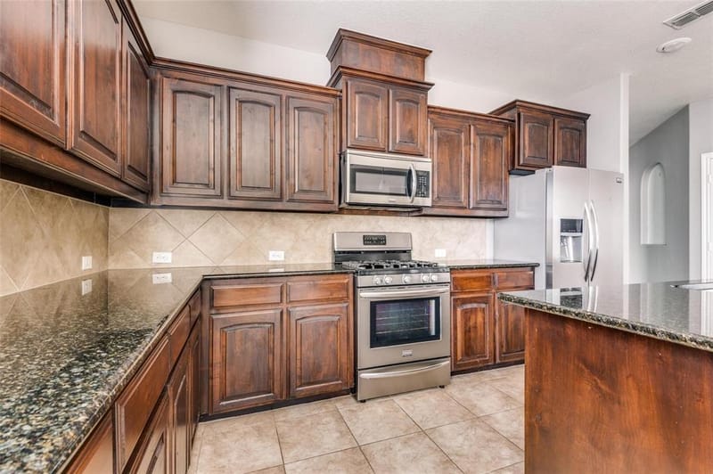 1733 Kachina Lodge Road, Fort Worth TX 76131 - Photo 6