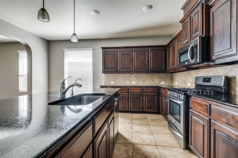 1733 Kachina Lodge Road, Fort Worth TX 76131 - Photo 7