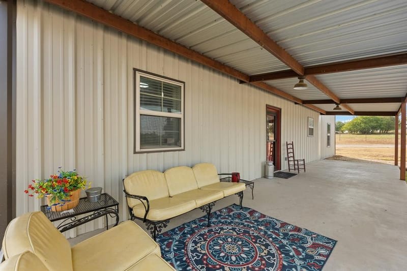685 County Road 1102, Rio Vista TX 76093 - Photo 5