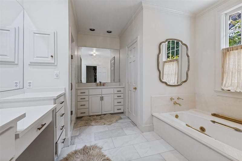 5803 Redwood Court, Dallas TX 75209 - Photo 20