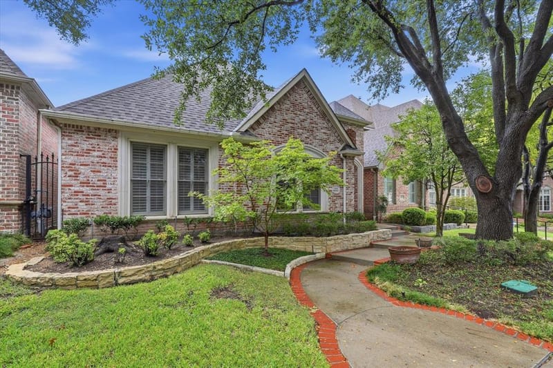 11831 Brookhill Lane, Dallas TX 75230 - Photo 2