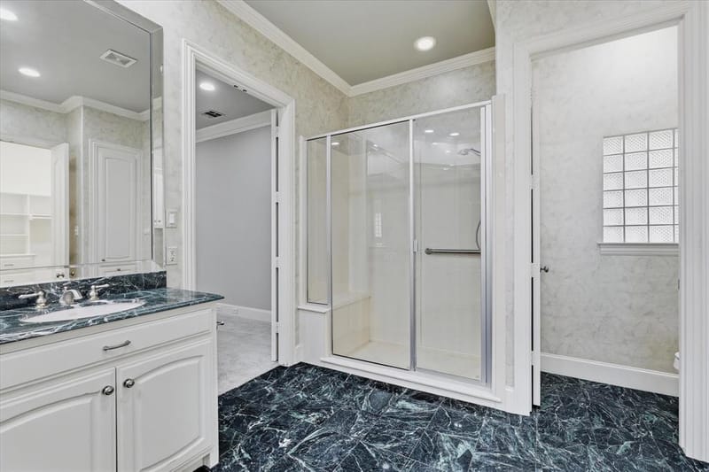 11831 Brookhill Lane, Dallas TX 75230 - Photo 29