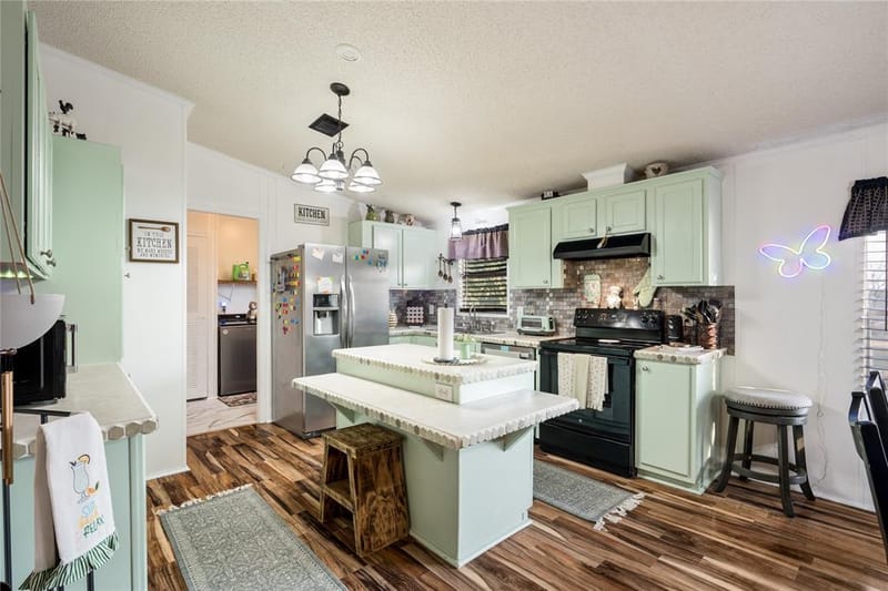 549 County Road 4733, Rhome TX 76078 - Photo 12