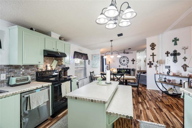 549 County Road 4733, Rhome TX 76078 - Photo 14