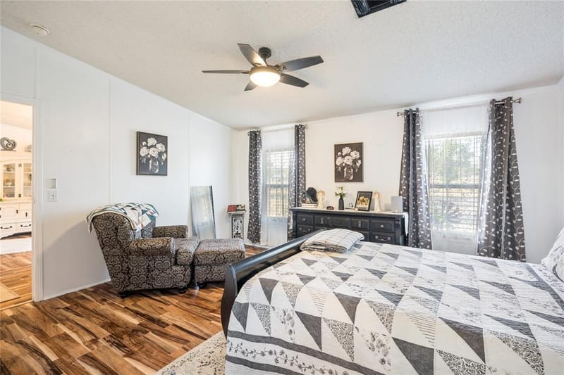 549 County Road 4733, Rhome TX 76078 - Photo 11