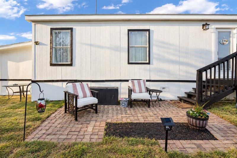 549 County Road 4733, Rhome TX 76078 - Photo 29