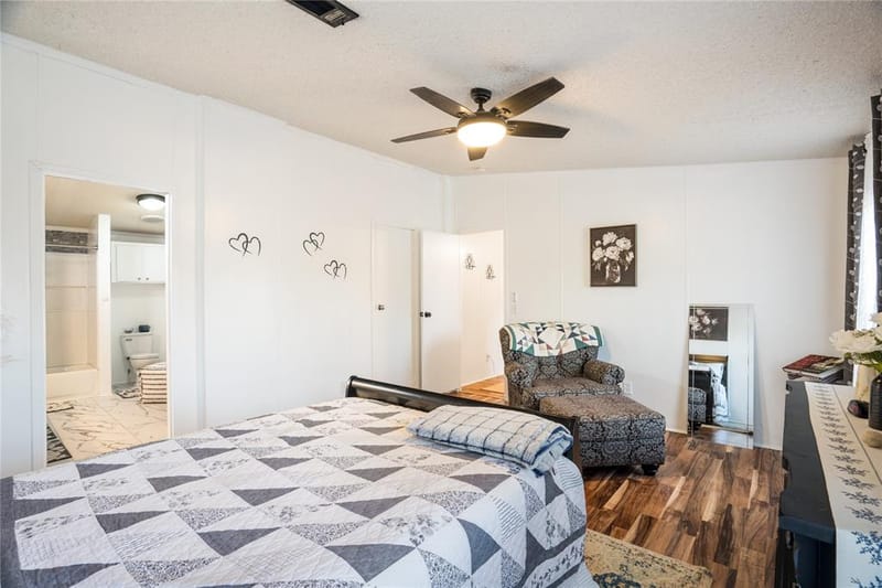 549 County Road 4733, Rhome TX 76078 - Photo 8