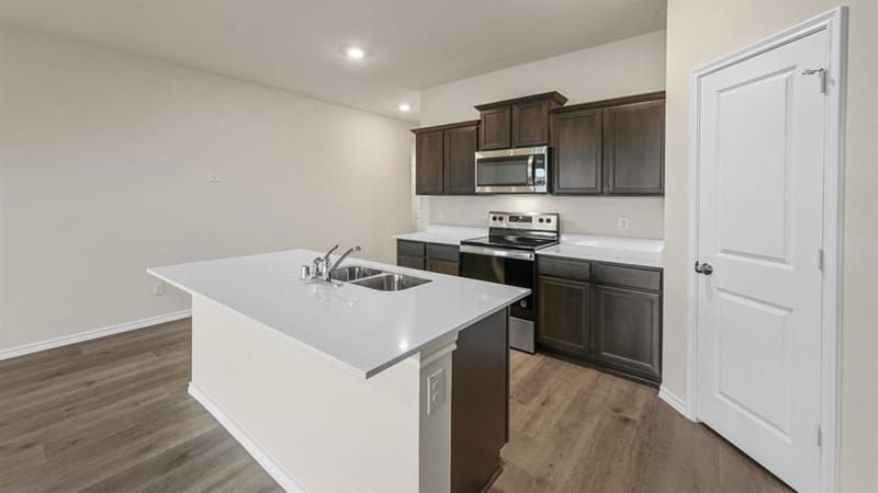 124 Silvergrass Street, Royse City TX 75189 - Photo 8