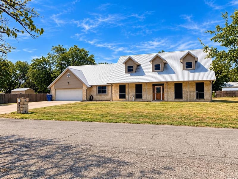 506 S San Jacinto, Whitney TX 76692 - Photo 2