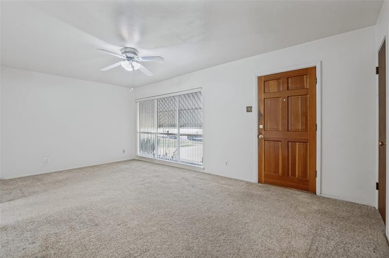 2528 Rugby Lane, Farmers Branch TX 75234 - Photo 2