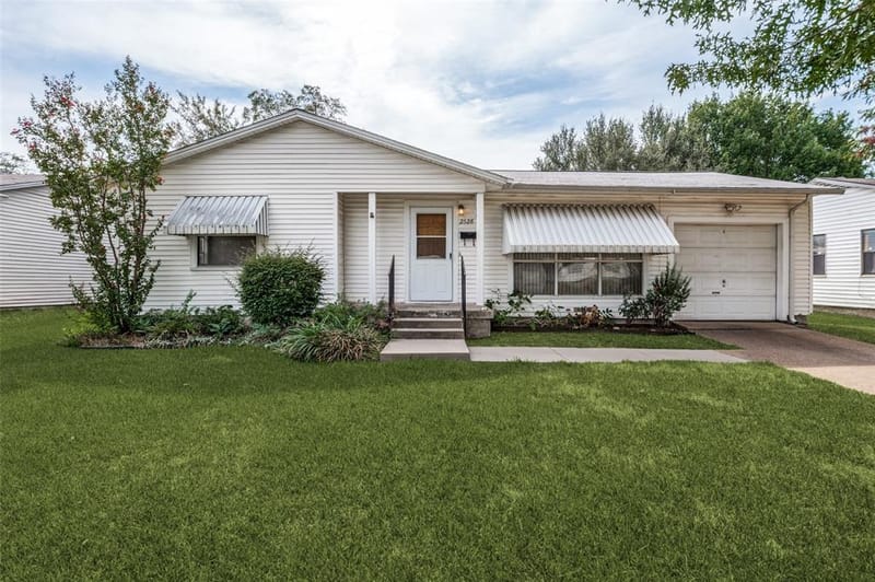 2528 Rugby Lane, Farmers Branch TX 75234