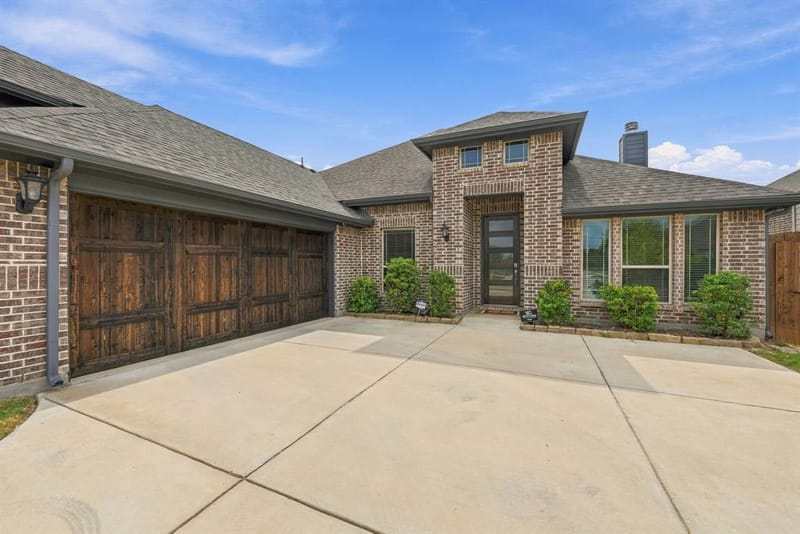 3010 Holland Lane, Midlothian TX 76065 - Photo 3