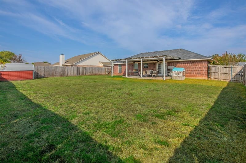 212 Broken Arrow Drive, Lacy Lakeview TX 76705 - Photo 25