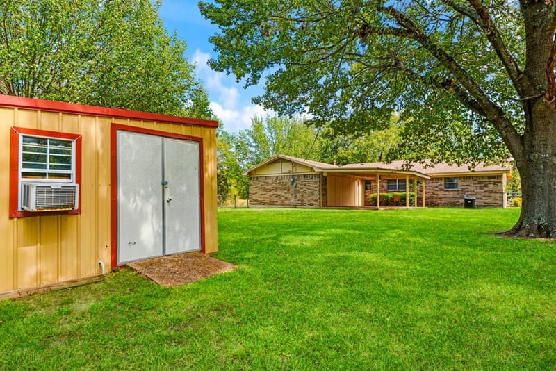 210 31st Street SW, Paris TX 75460 - Photo 20