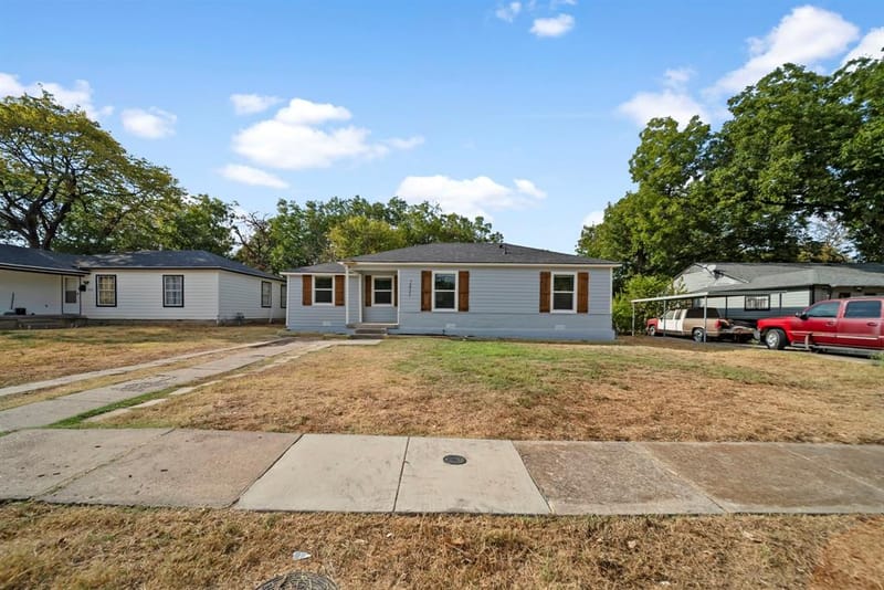 2451 Hudspeth Avenue, Dallas TX 75216 - Photo 26