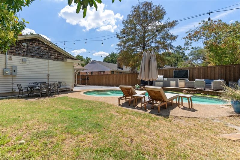6759 E Mockingbird Lane, Dallas TX 75214 - Photo 32
