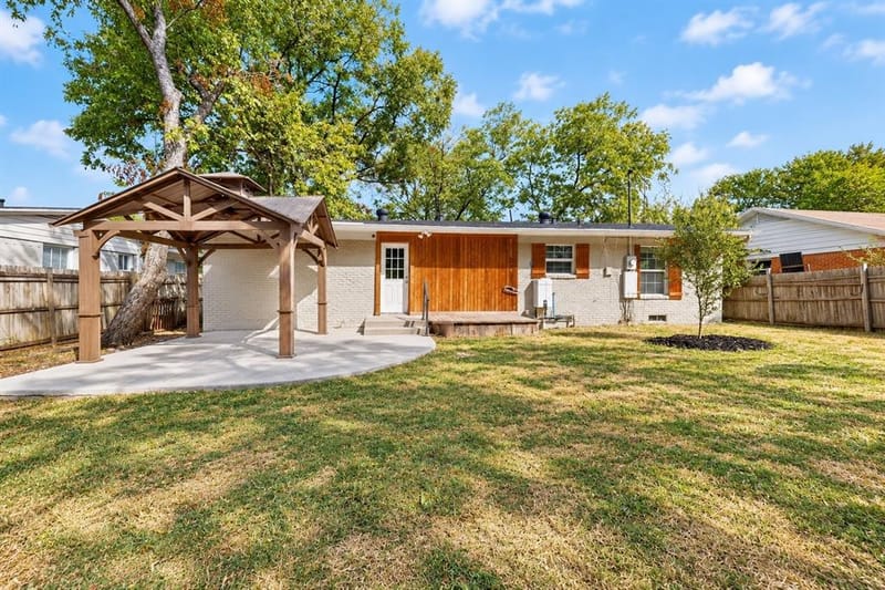 2822 Materhorn Drive, Dallas TX 75228 - Photo 22