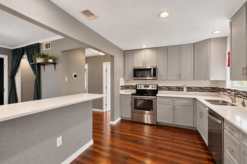 2822 Materhorn Drive, Dallas TX 75228 - Photo 5