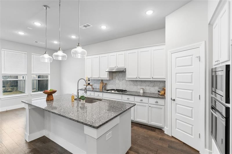 1317 Thrasher Drive, Little Elm TX 75068 - Photo 9