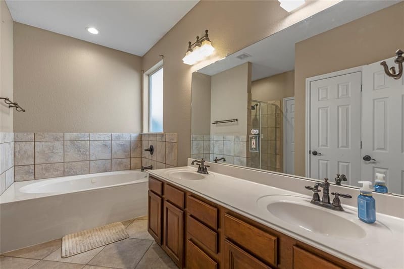 8600 Corral Circle, Fort Worth TX 76244 - Photo 30