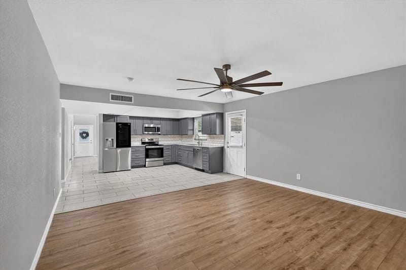 4721 Woodfield Drive, Arlington TX 76016 - Photo 9