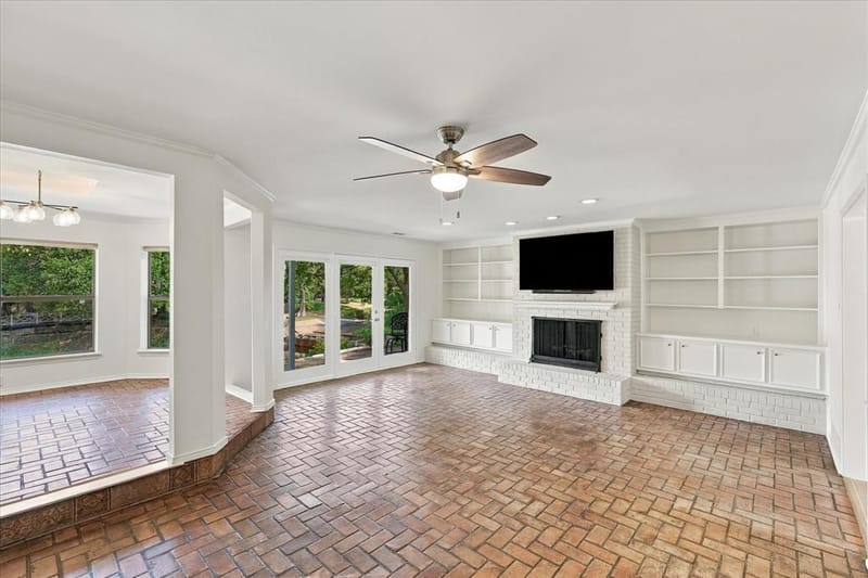 2811 Reedcroft Drive, Farmers Branch TX 75234 - Photo 14