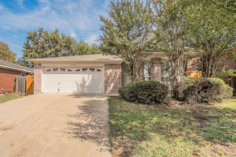 3745 Chaddybrook Lane, Fort Worth TX 76137