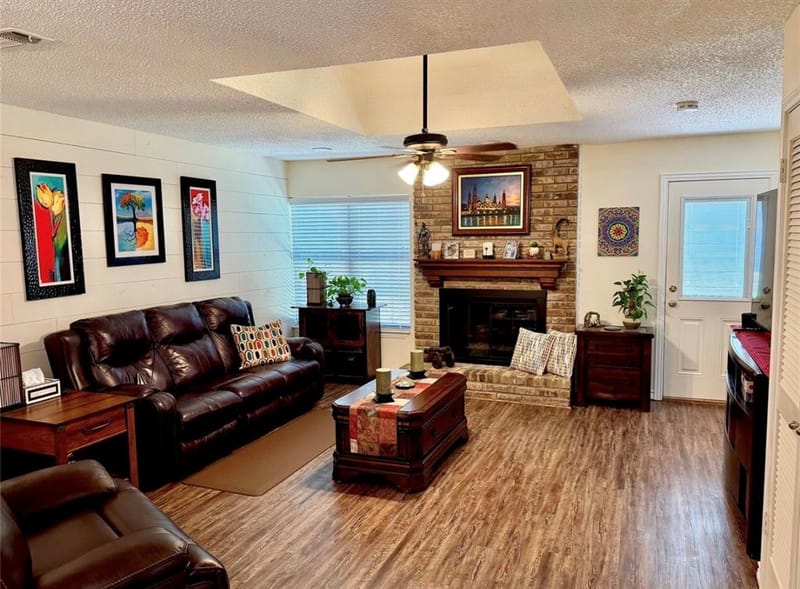 2709 Fairway Park Street, Grand Prairie TX 75050 - Photo 9