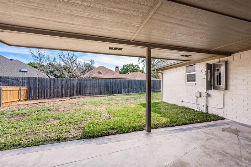 328 Sexton Lane, Benbrook TX 76126 - Photo 22