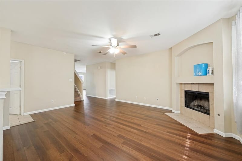 814 White Dove Drive, Arlington TX 76017 - Photo 9
