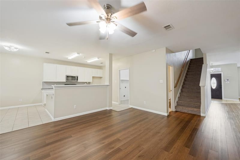 814 White Dove Drive, Arlington TX 76017 - Photo 8