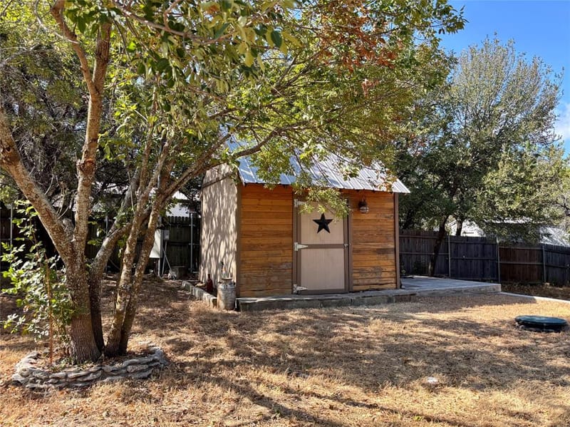 111 Rupert Court, Weatherford TX 76087 - Photo 34
