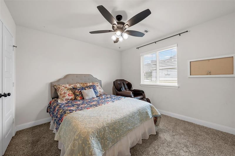103 Olivia Street, Hillsboro TX 76645 - Photo 17