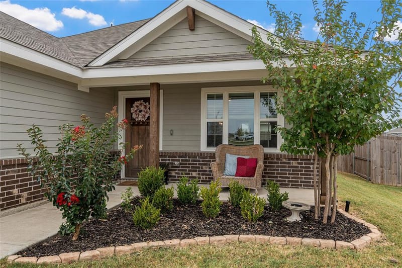 103 Olivia Street, Hillsboro TX 76645 - Photo 3