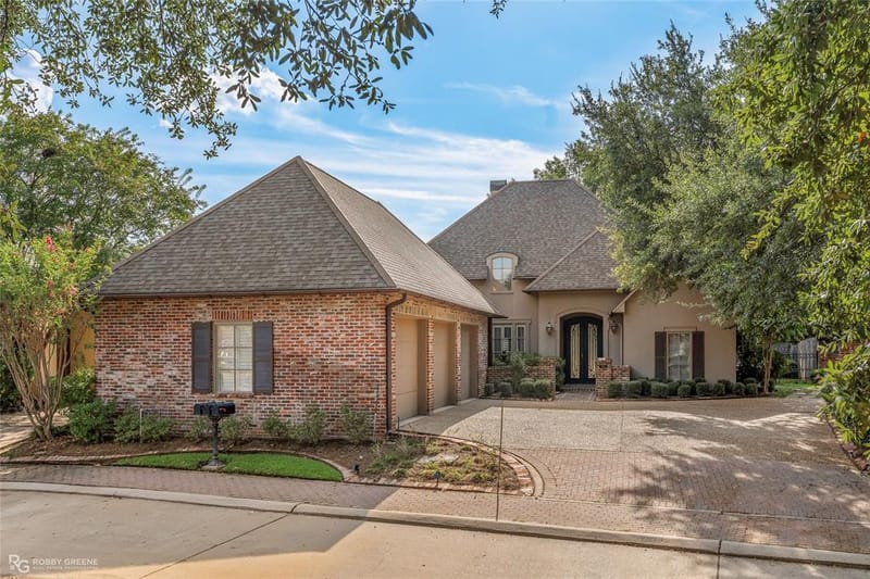 110 Esplanade Court, Bossier City LA 71111