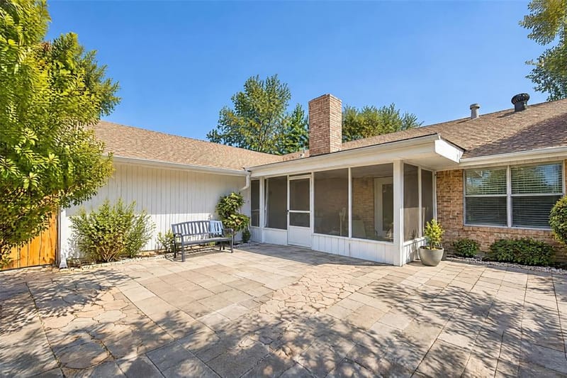 2718 Forest Park Drive, Garland TX 75040 - Photo 29