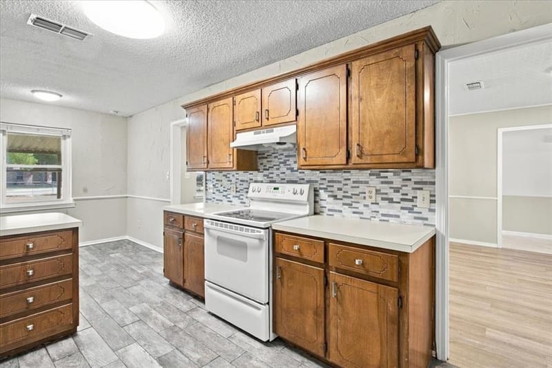2108 N Village, Bonham TX 75418 - Photo 9