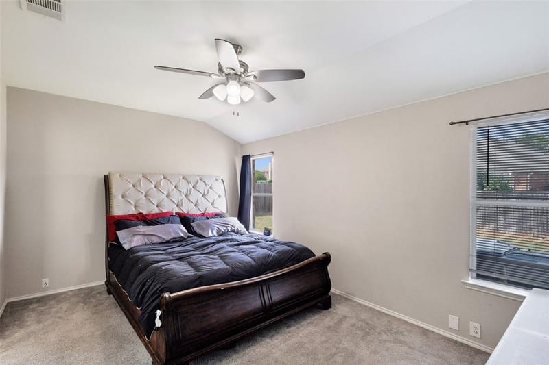 951 Zachary Drive, Arlington TX 76002 - Photo 16