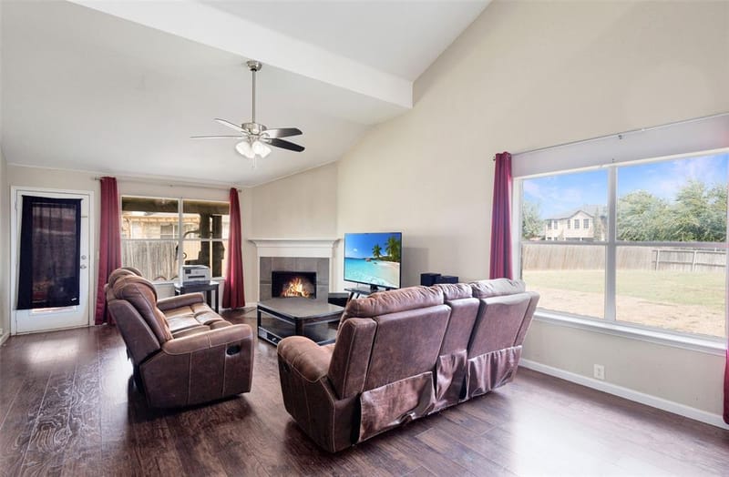 951 Zachary Drive, Arlington TX 76002 - Photo 10