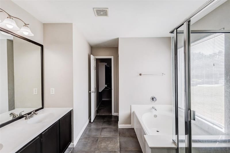 951 Zachary Drive, Arlington TX 76002 - Photo 18