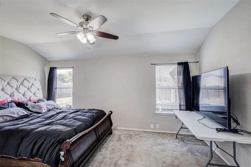 951 Zachary Drive, Arlington TX 76002 - Photo 15