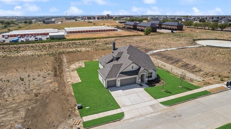 7006 Lilly Lane, Sanger TX 76266 - Photo 5