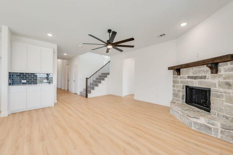 7006 Lilly Lane, Sanger TX 76266 - Photo 9