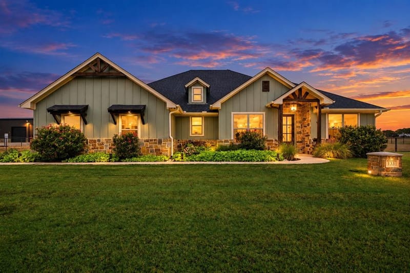 133 Kingston Lane, Weatherford TX 76087