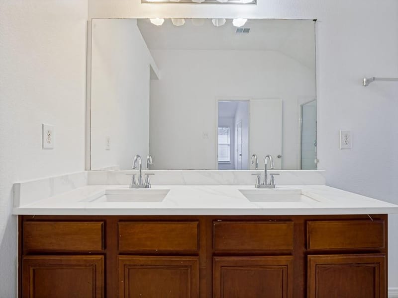 2459 Frontier Drive, Grand Prairie TX 75052 - Photo 23