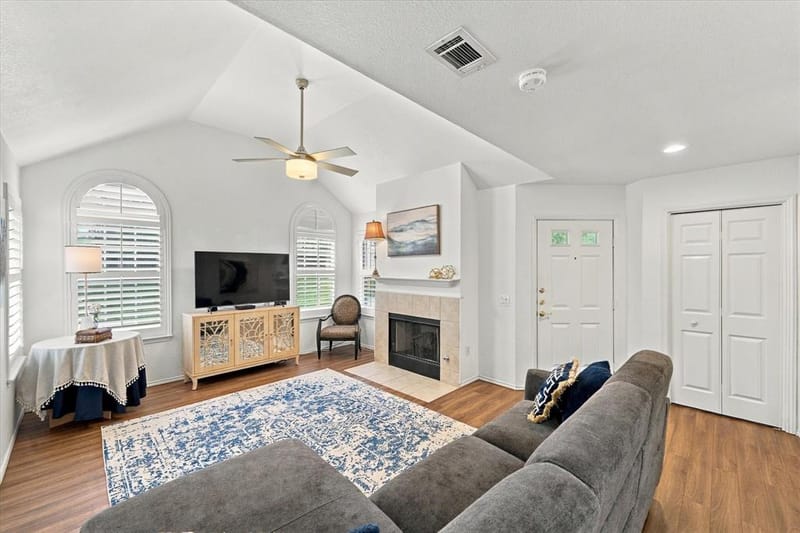 1002 Bridges Drive, Arlington TX 76012 - Photo 6