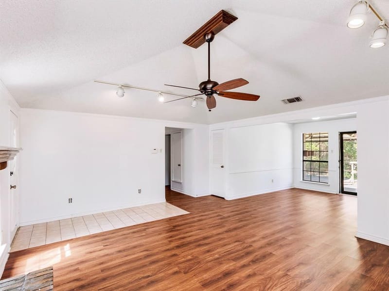 219 N Beltwoods Drive, DeSoto TX 75115 - Photo 27