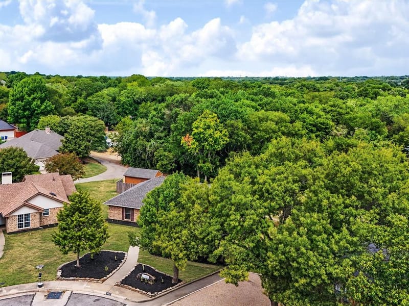 219 N Beltwoods Drive, DeSoto TX 75115 - Photo 5
